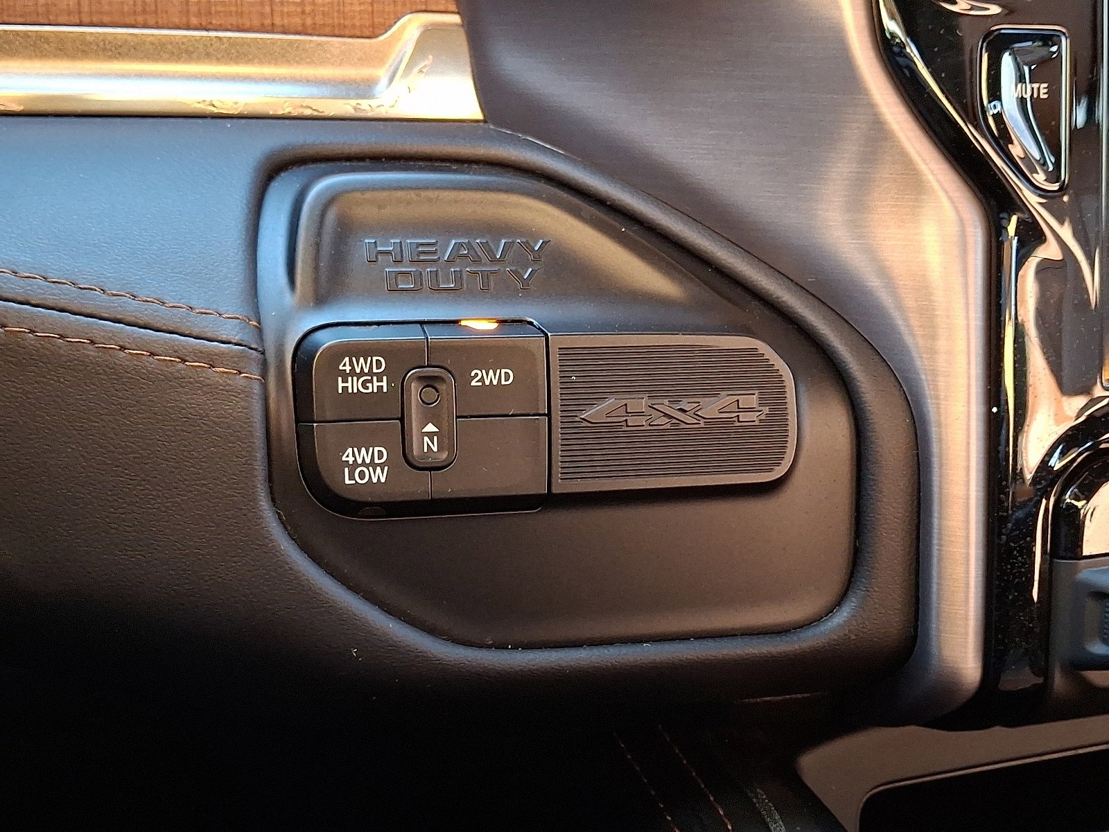 Used 2022 RAM 3500 Limited image 17