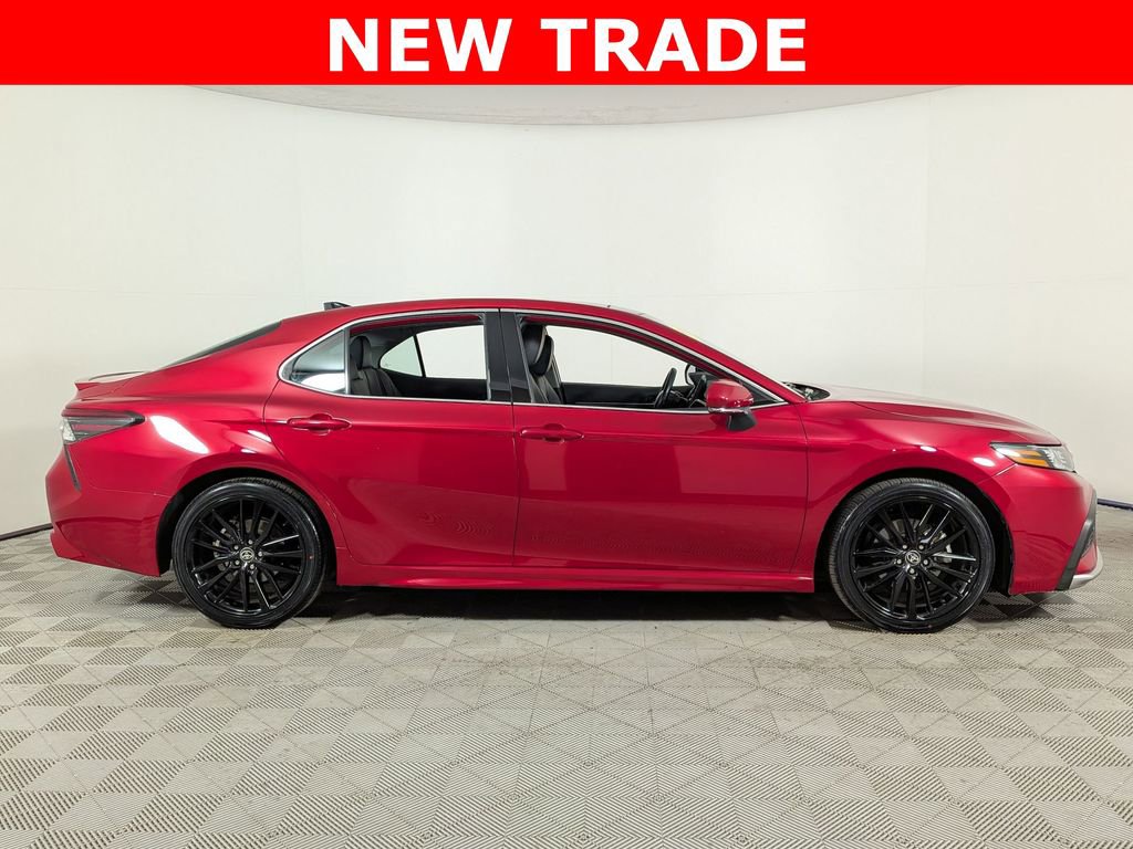 Used 2021 Toyota Camry XSE image 2