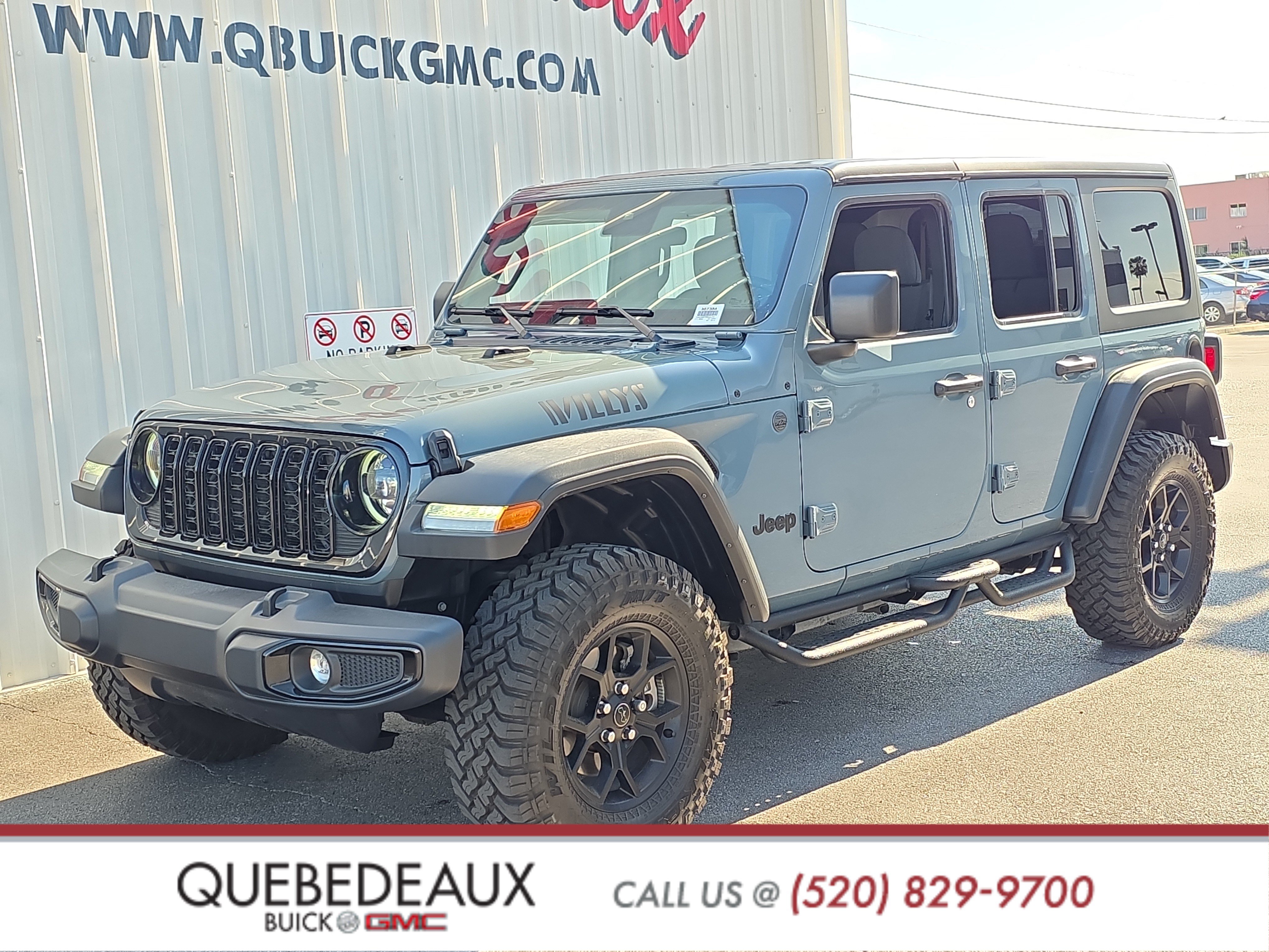 Used 2025 Jeep Wrangler Unlimited Sport AWD/4WD image 3