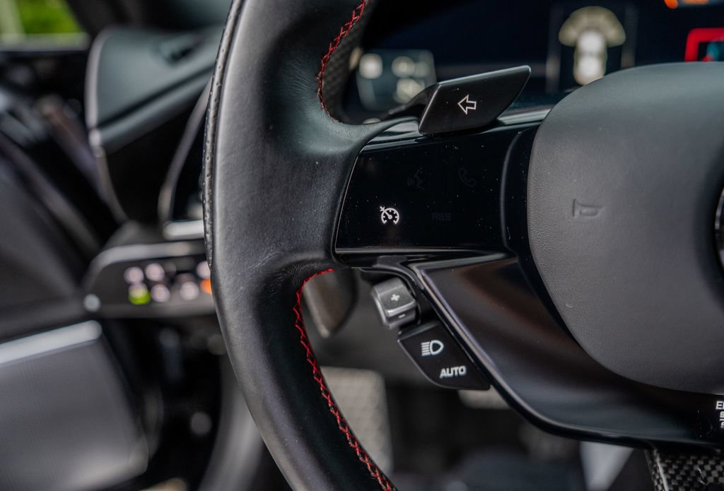 Used 2022 Ferrari Roma RWD image 6