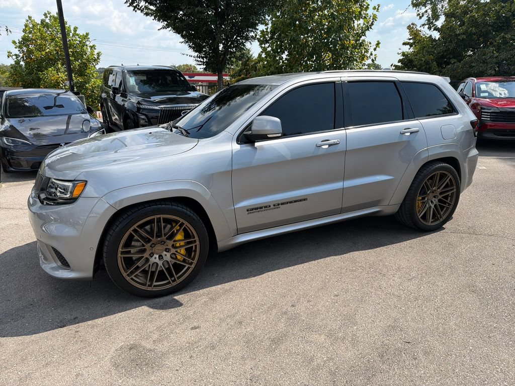 Used 2021 Jeep Grand Cherokee Trackhawk AWD/4WD image 2