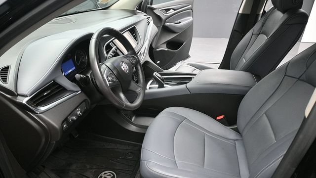 Used 2020 Buick Enclave Essence w/ Sound and Sites Package AWD/4WD image 10