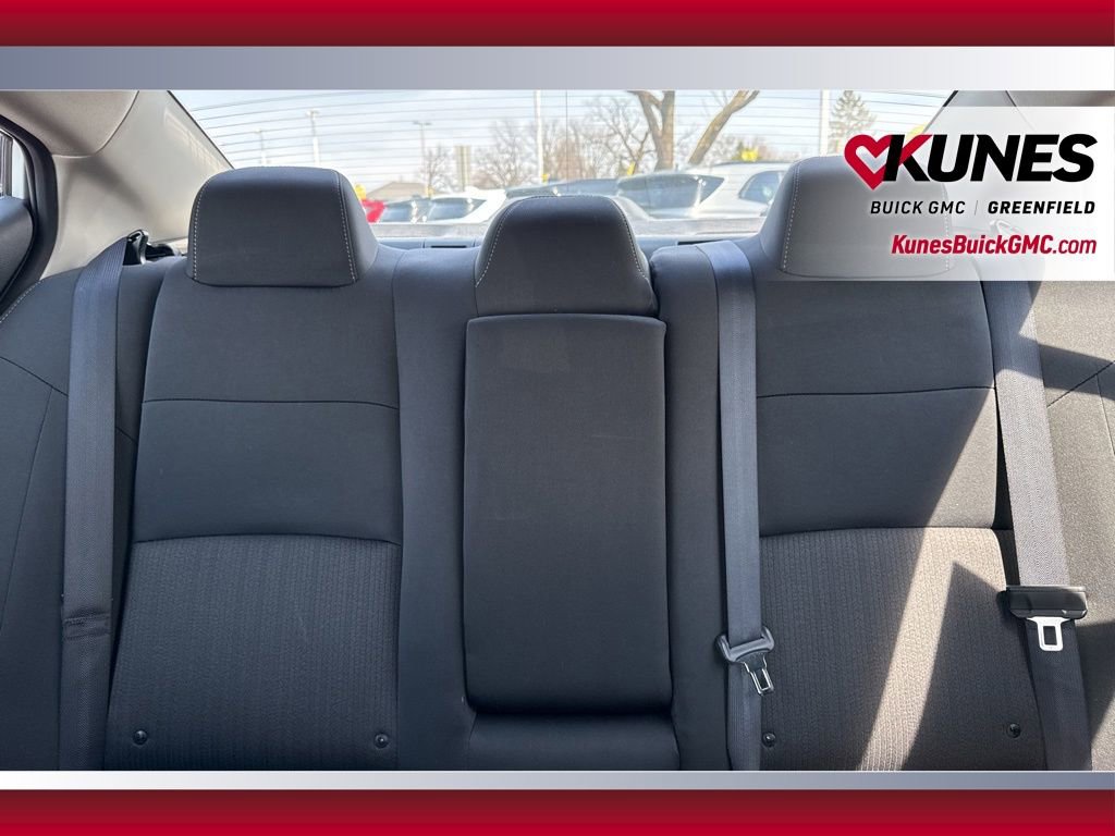 Used 2024 Nissan Altima 2.5 SV FWD image 33