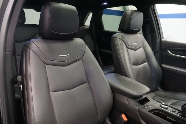Used 2021 Cadillac XT5 Premium Luxury AWD/4WD image 19