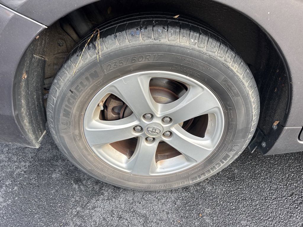 Used 2014 Toyota Sienna LE image 18