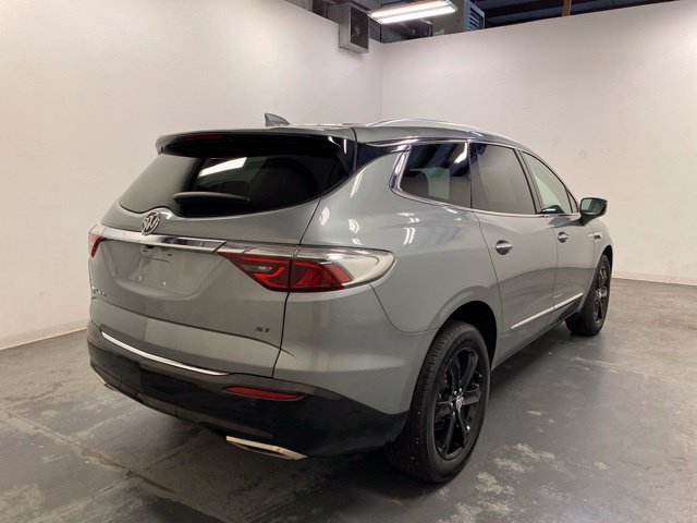 Certified 2023 Buick Enclave Essence w/ Experience Buick Package AWD/4WD image 6