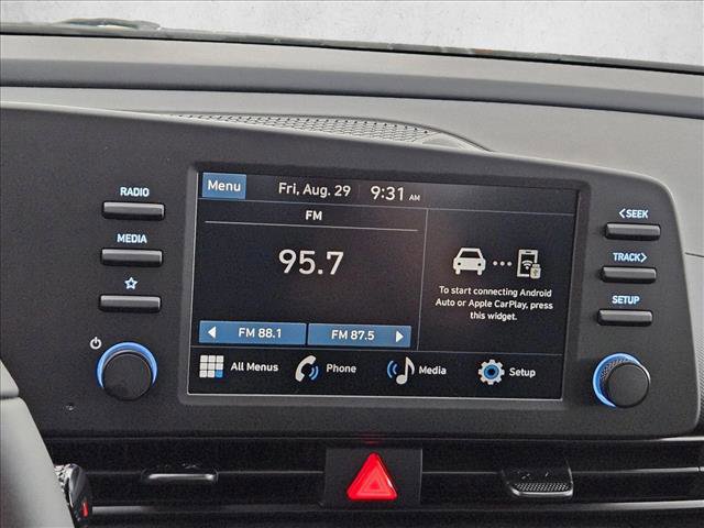 New 2025 Hyundai Elantra Sport image 16