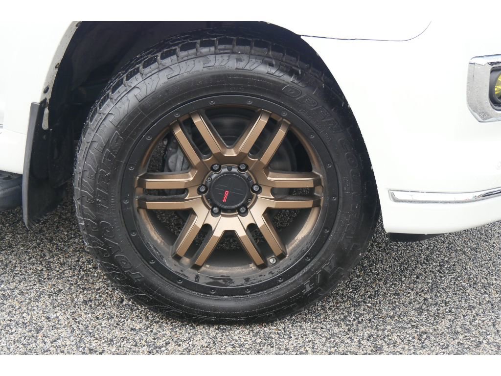 Used 2022 Toyota 4Runner Limited image 31