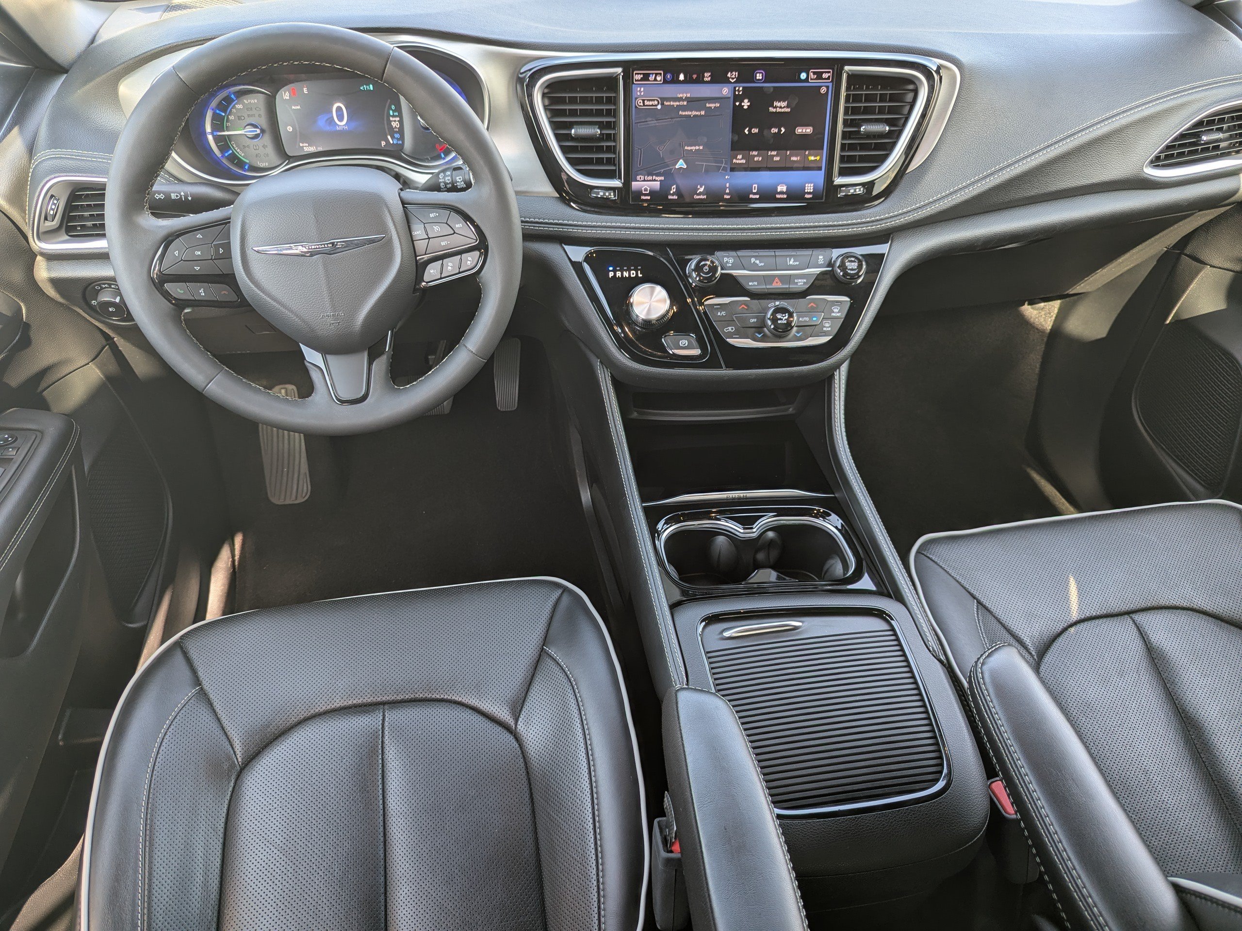 Used 2023 Chrysler Pacifica Limited w/ S Appearance Package FWD image 22