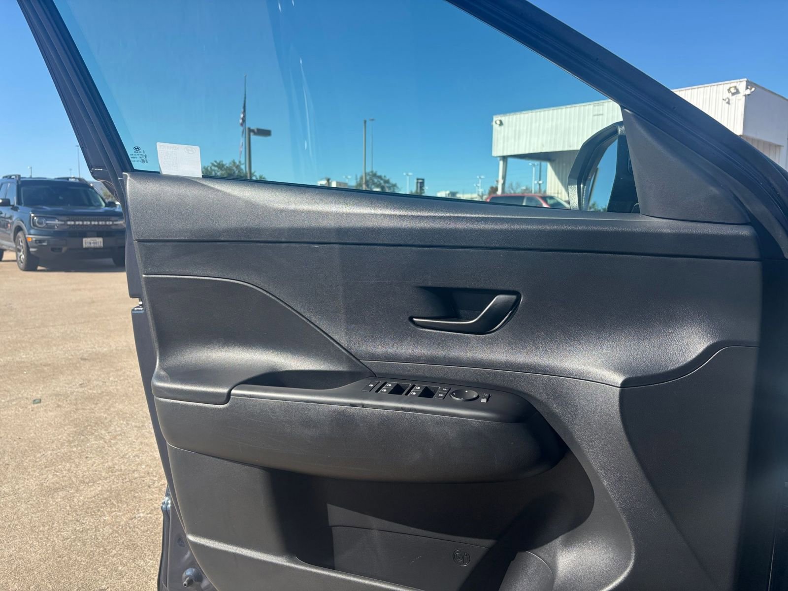 Used 2025 Hyundai Kona SEL image 20