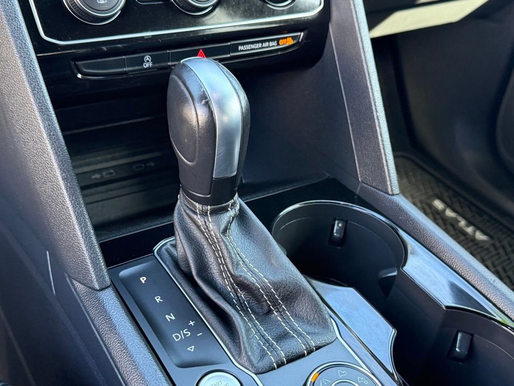 Certified 2022 Volkswagen Atlas Cross Sport SE image 21