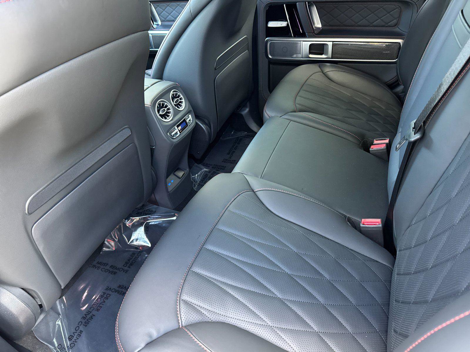 Used 2025 Mercedes-Benz G 63 AMG 4MATIC image 11