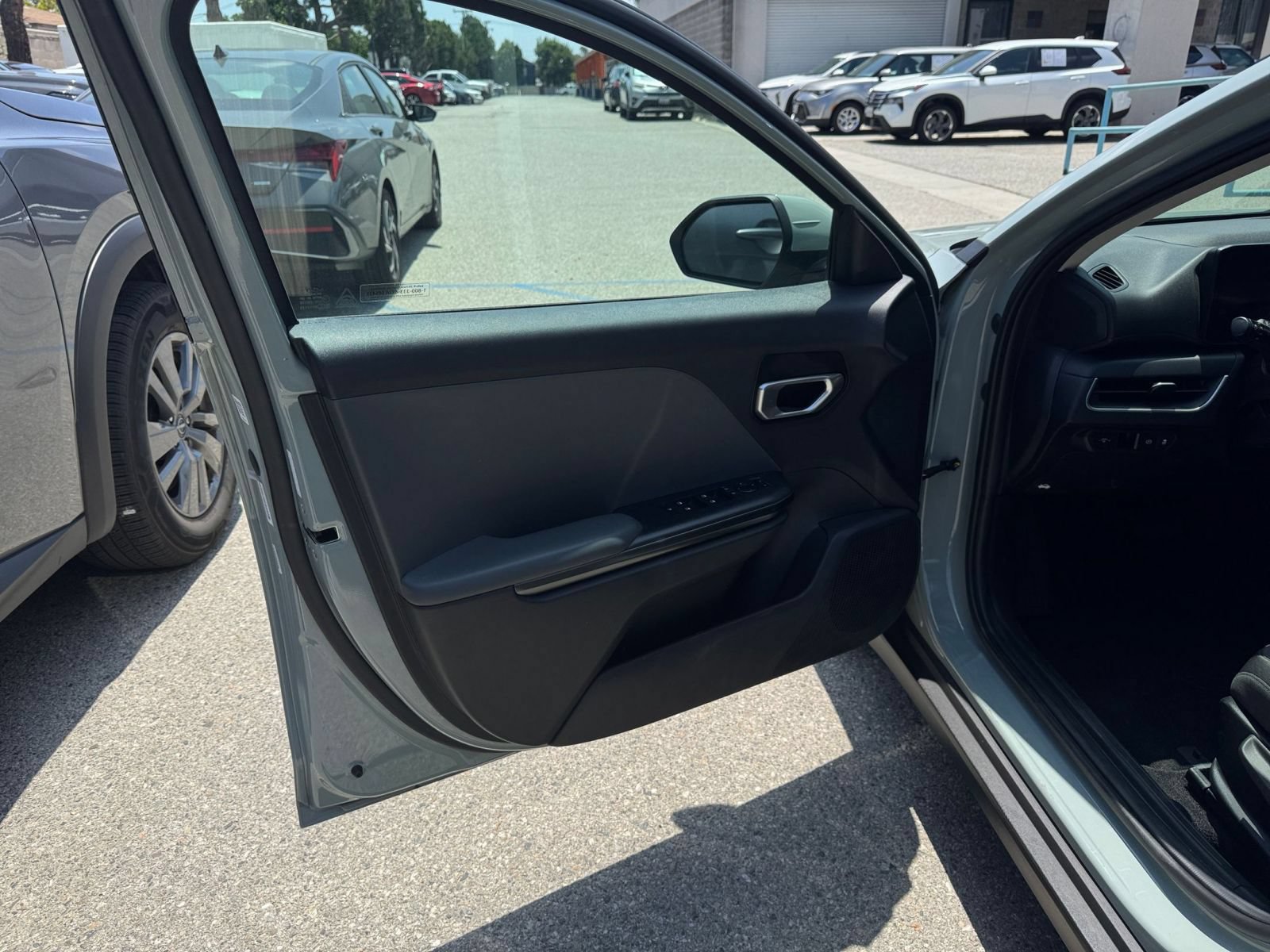 Used 2025 Kia K4 FWD image 18