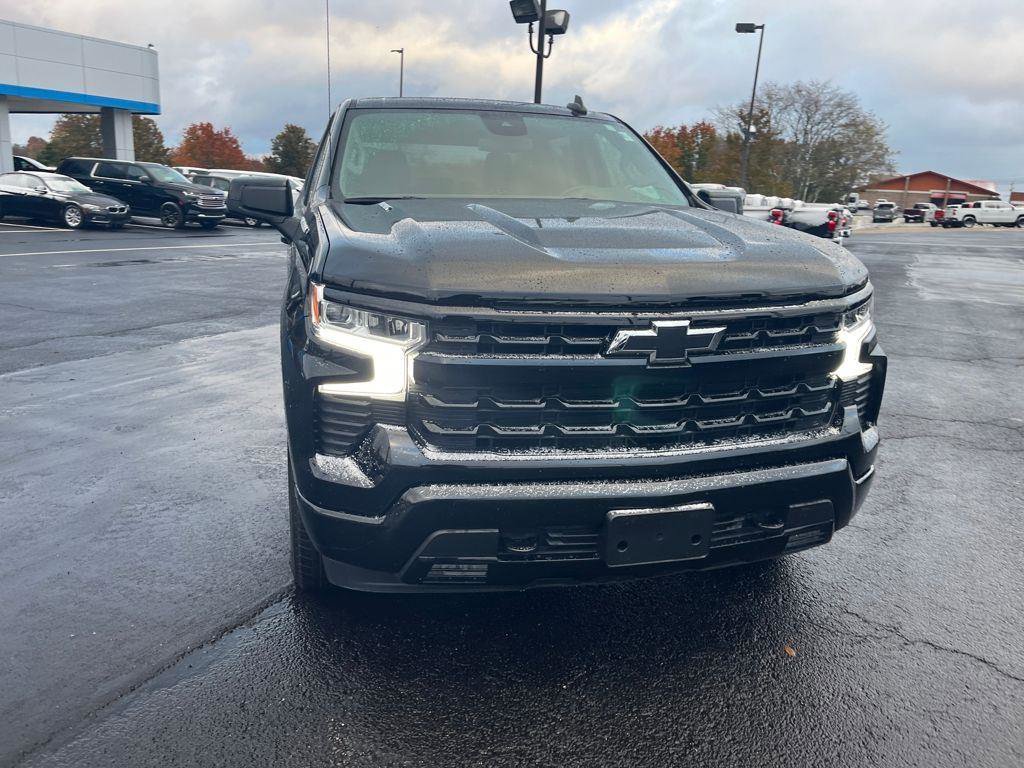 Used 2025 Chevrolet Silverado 1500 RST AWD/4WD image 8