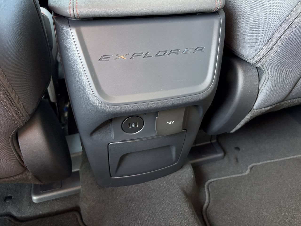 New 2026 Ford Explorer Active RWD image 19