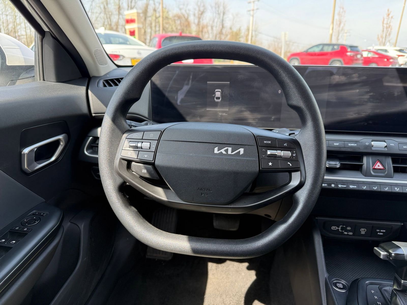 Used 2025 Kia K4 FWD image 28