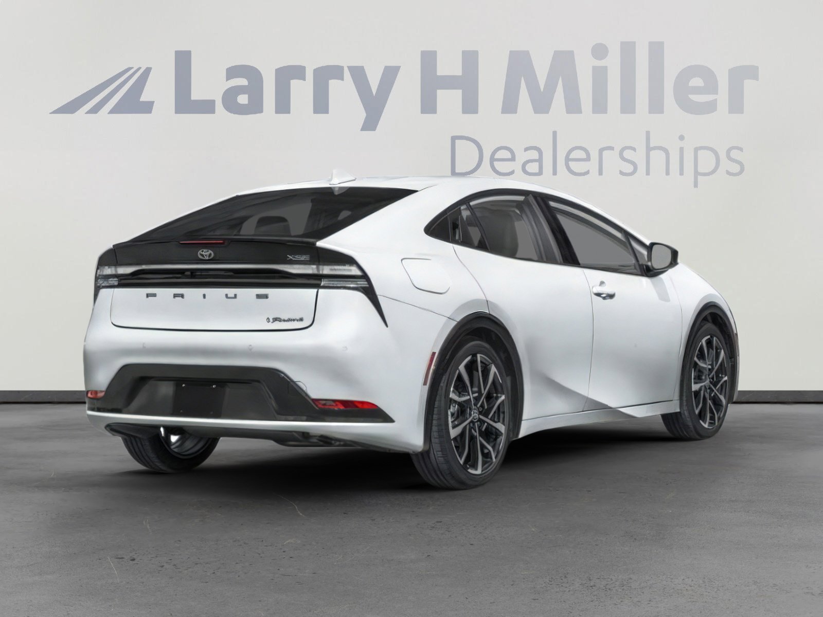 New 2026 Toyota Prius Plug-In Hybrid image 2