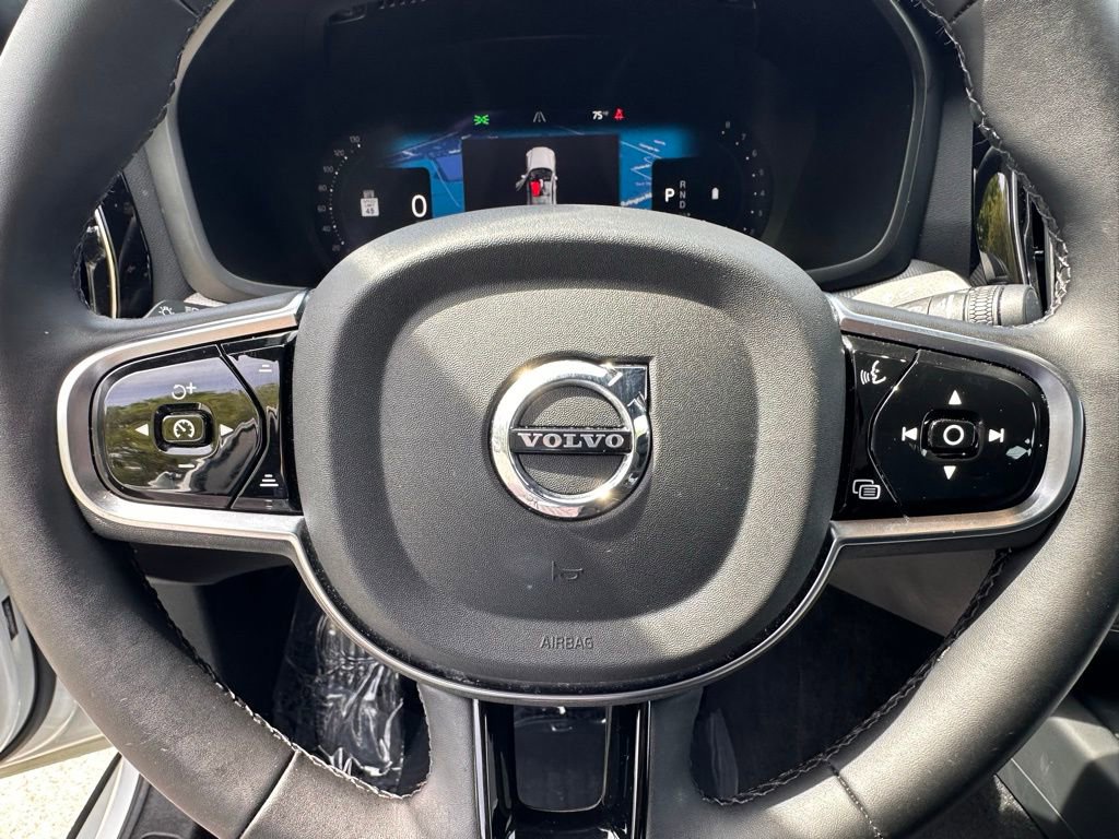 Used 2024 Volvo S60 B5 Plus image 28