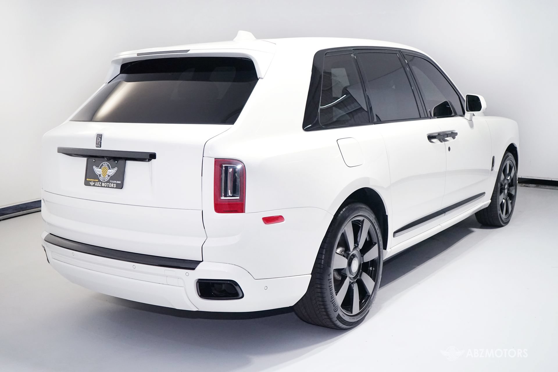 Used 2019 Rolls-Royce Cullinan AWD/4WD image 6