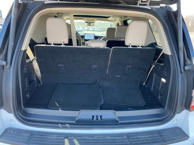 Used 2024 Ford Expedition Limited AWD/4WD image 21