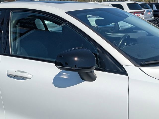 Used 2022 Volvo S60 B5 Momentum image 13