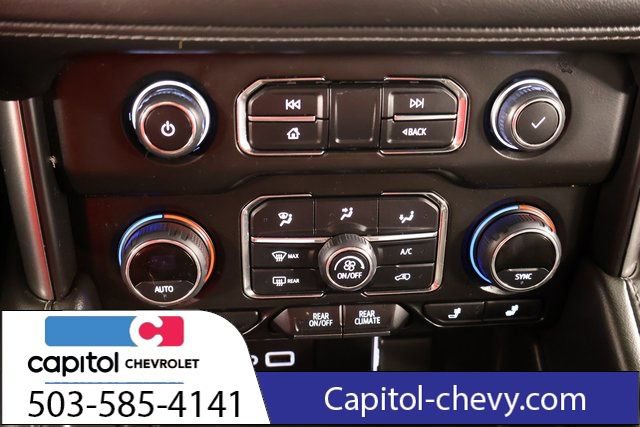 Used 2021 Chevrolet Suburban LT image 20