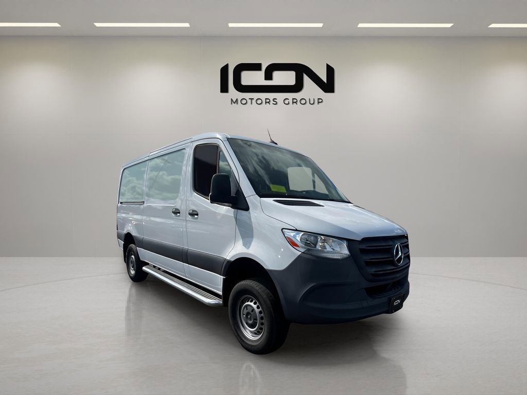 Used 2022 Mercedes-Benz Sprinter 144 Cargo image 3