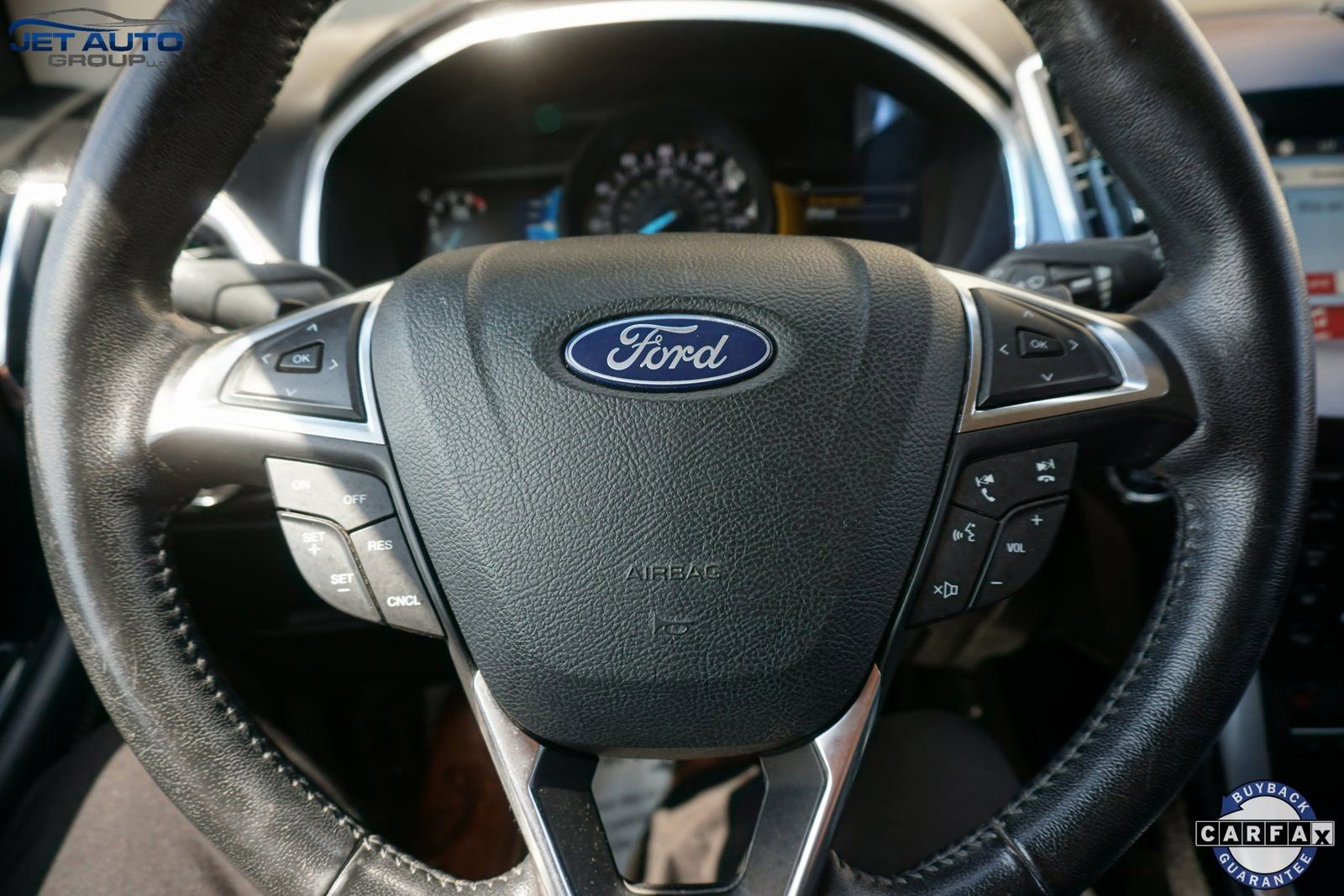 Used 2018 Ford Edge Titanium image 38