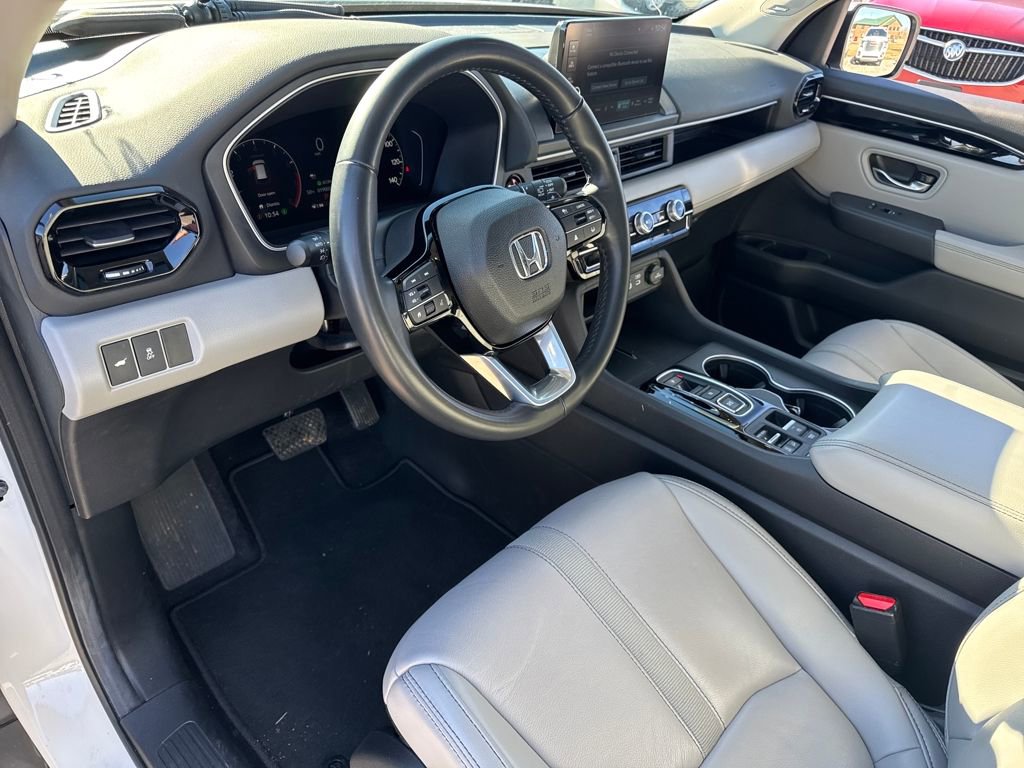 Used 2024 Honda Pilot Touring image 19