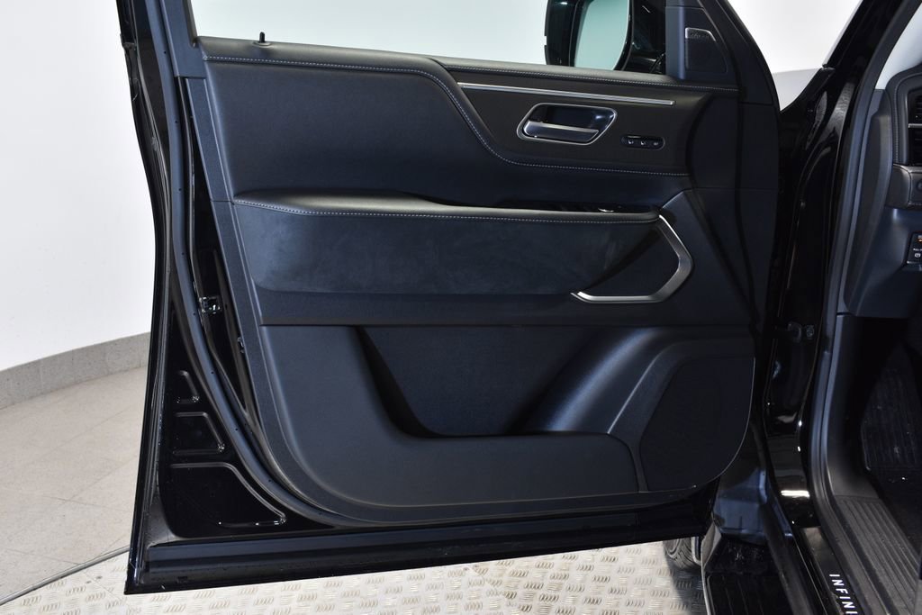 New 2026 INFINITI QX80 Luxe w/ Cargo Package image 11