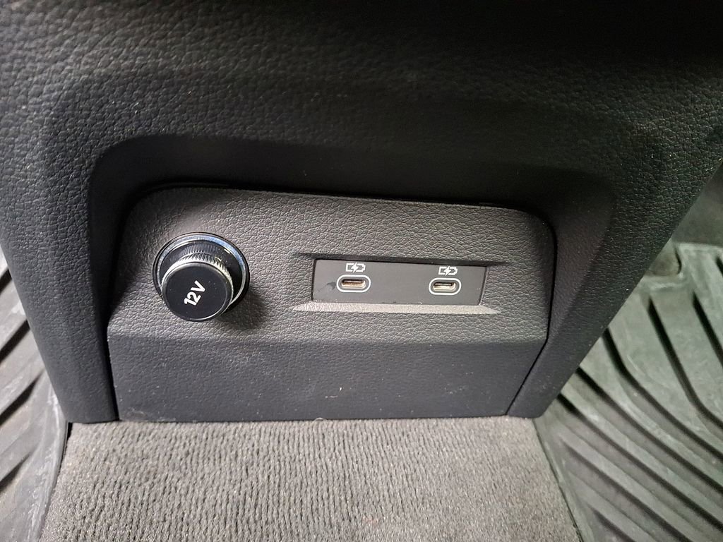 Used 2023 Audi e-tron Premium Plus w/ Premium Plus Package image 12