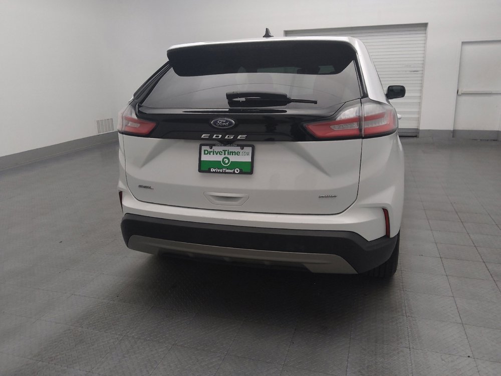 Used 2023 Ford Edge SEL image 7