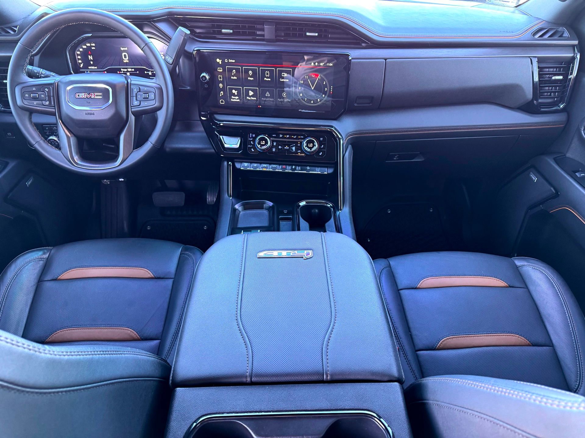 Used 2024 GMC Sierra 3500 AT4 w/ AT4 Premium Plus Package image 24