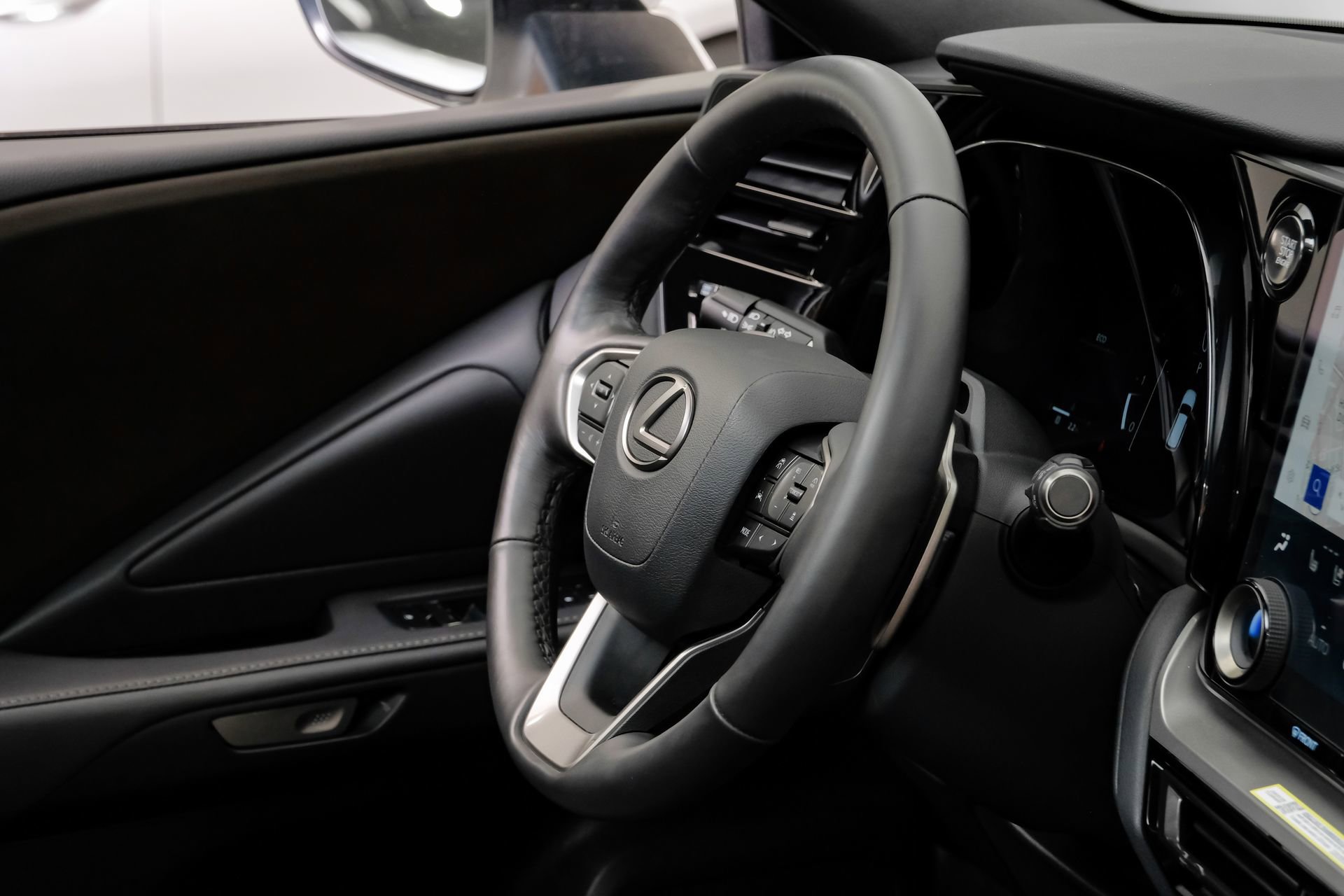 Used 2025 Lexus TX 350 AWD w/ Technology Package image 18