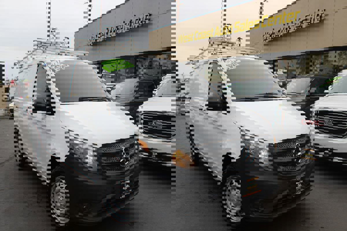 Used 2016 Mercedes-Benz Metris image 34