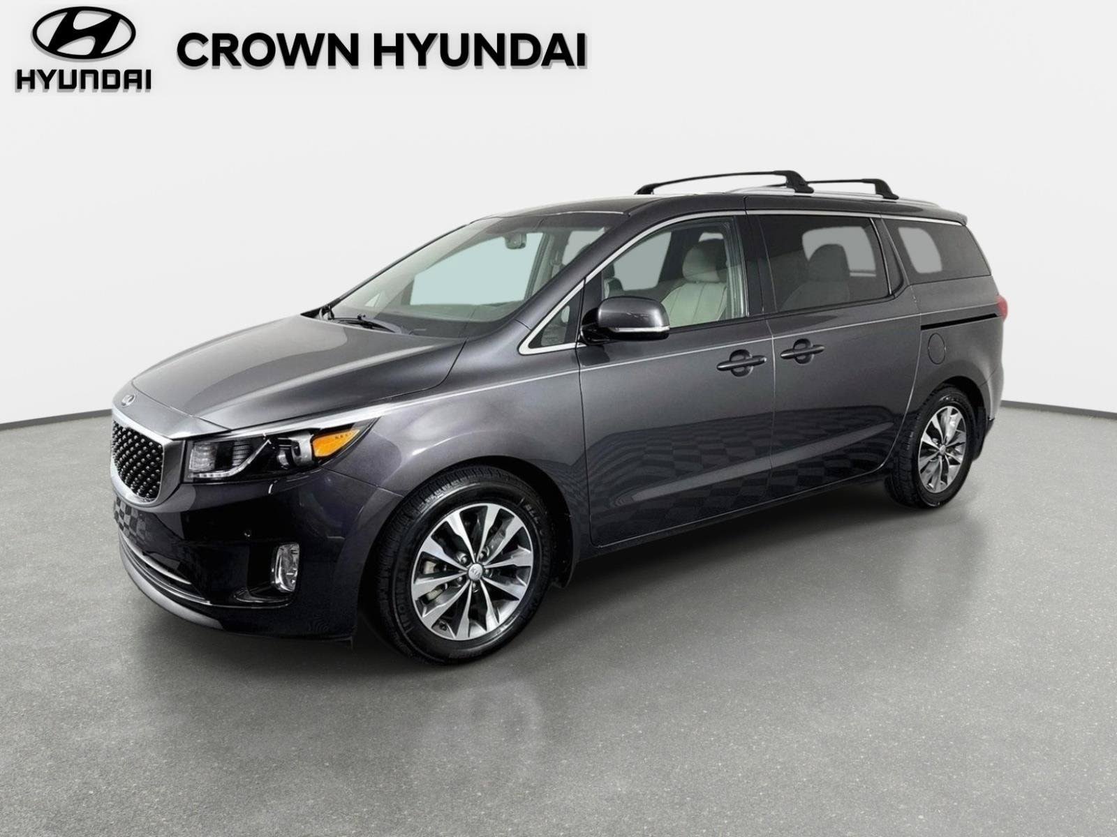 Used 2017 Kia Sedona SX