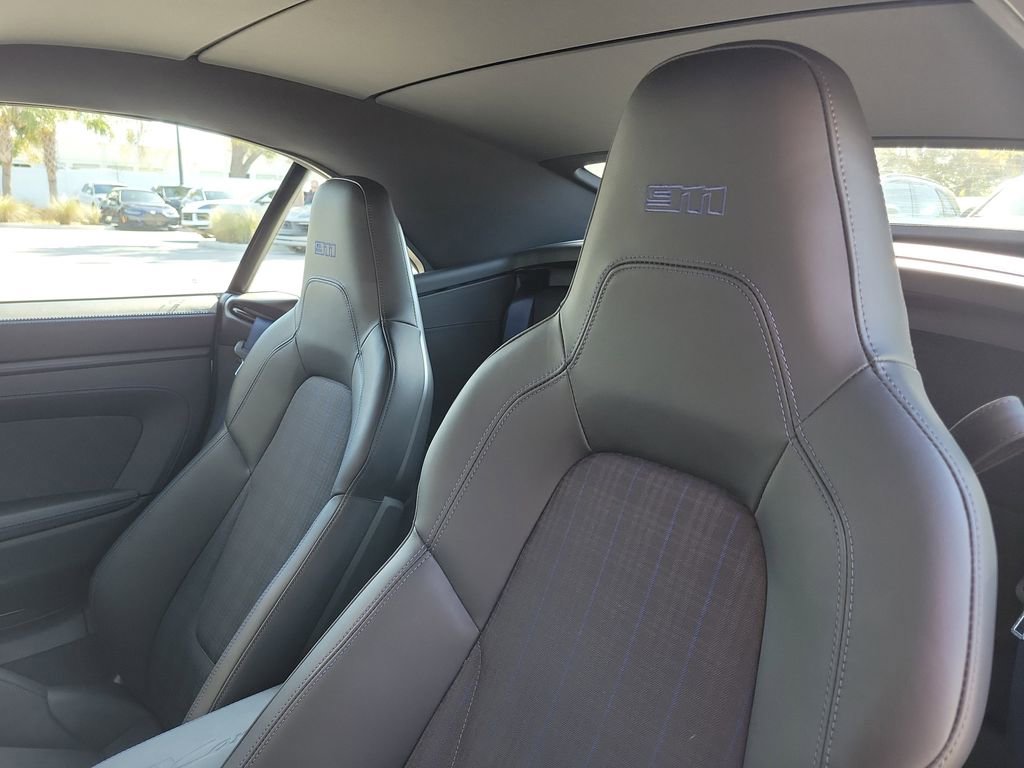 Certified 2025 Porsche 911 Carrera T image 6