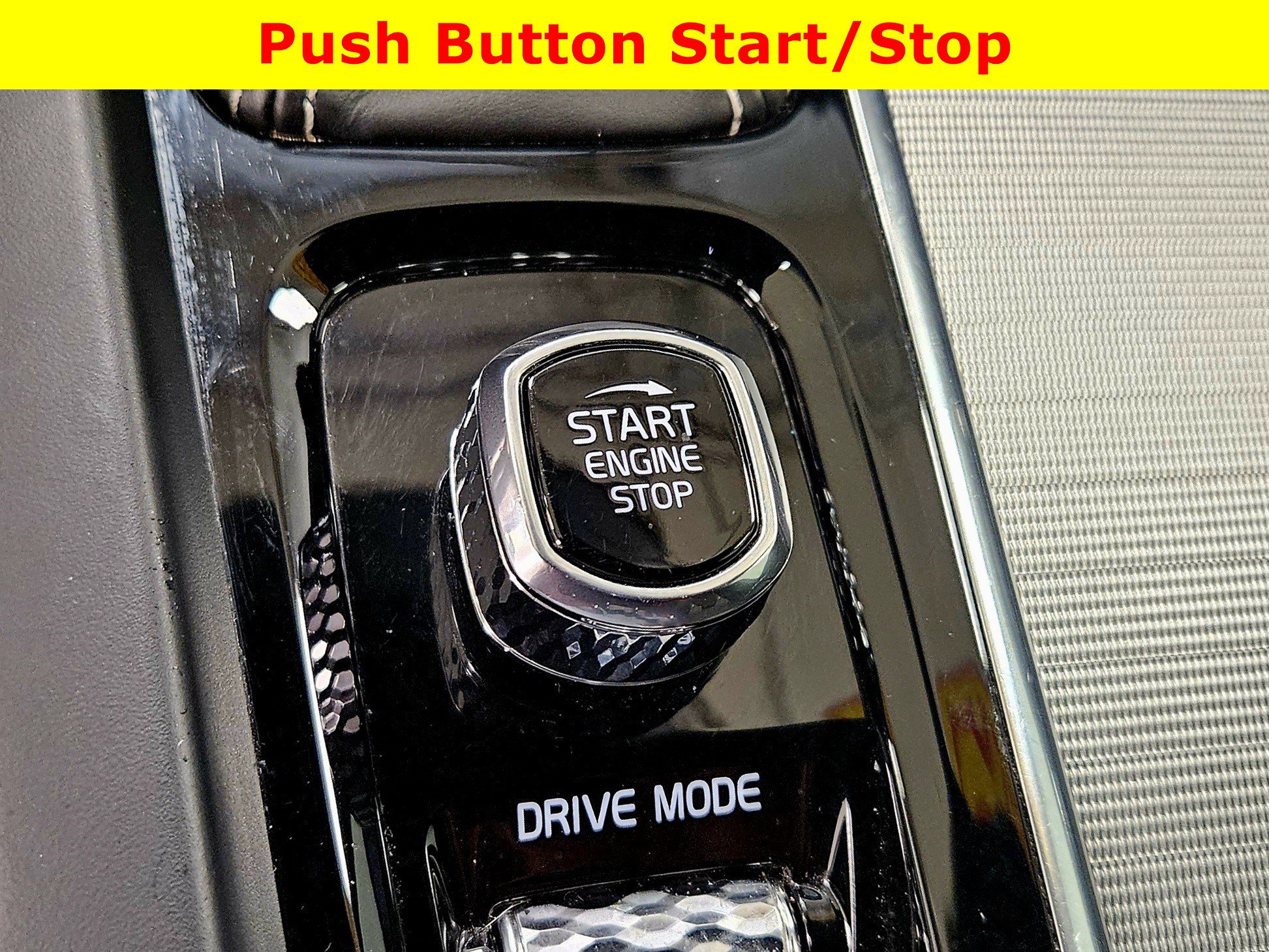 Used 2021 Volvo S60 T5 R-Design image 25