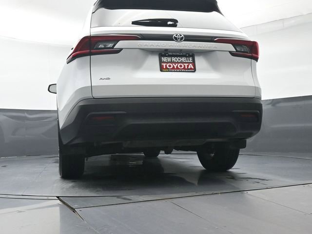 Certified 2025 Toyota Grand Highlander AWD image 38