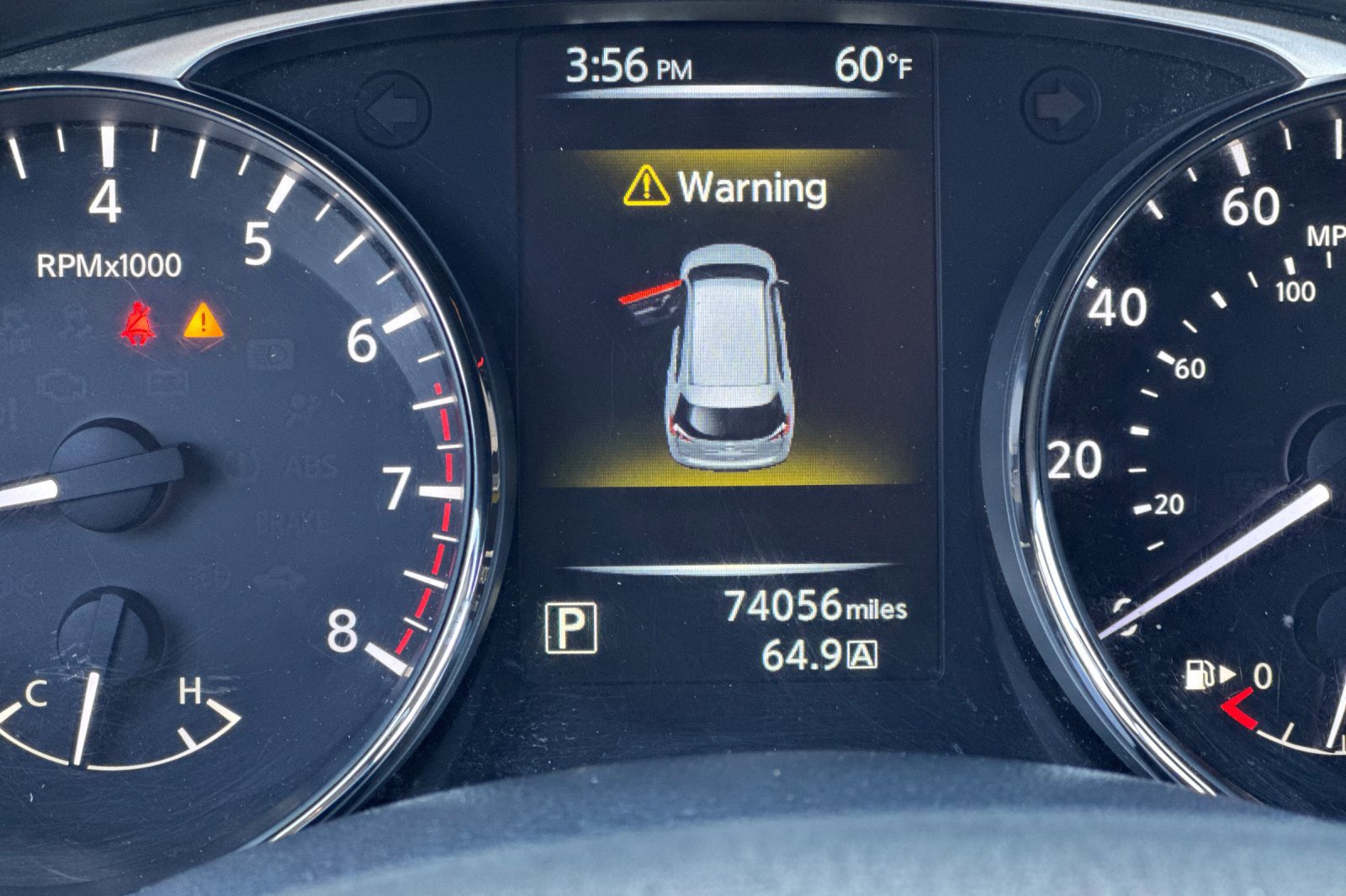 Used 2016 Nissan Rogue S FWD image 29