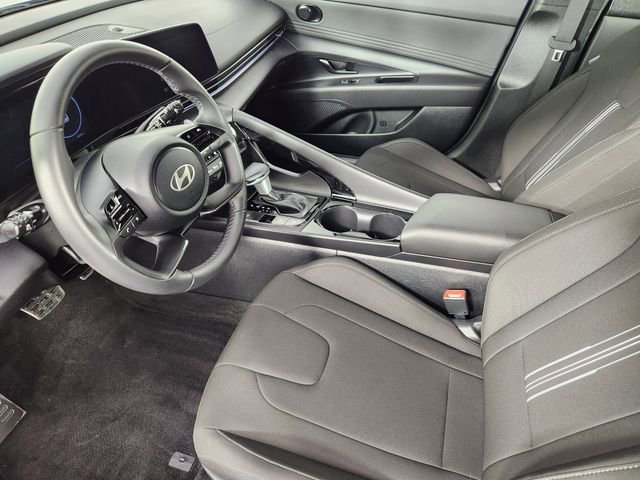 Certified 2025 Hyundai Elantra SEL w/ Cargo Package image 10