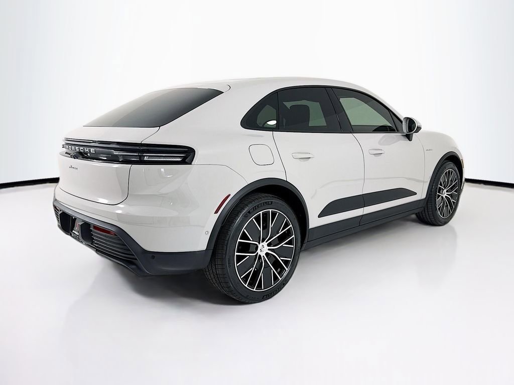 New 2026 Porsche Macan Electric image 9