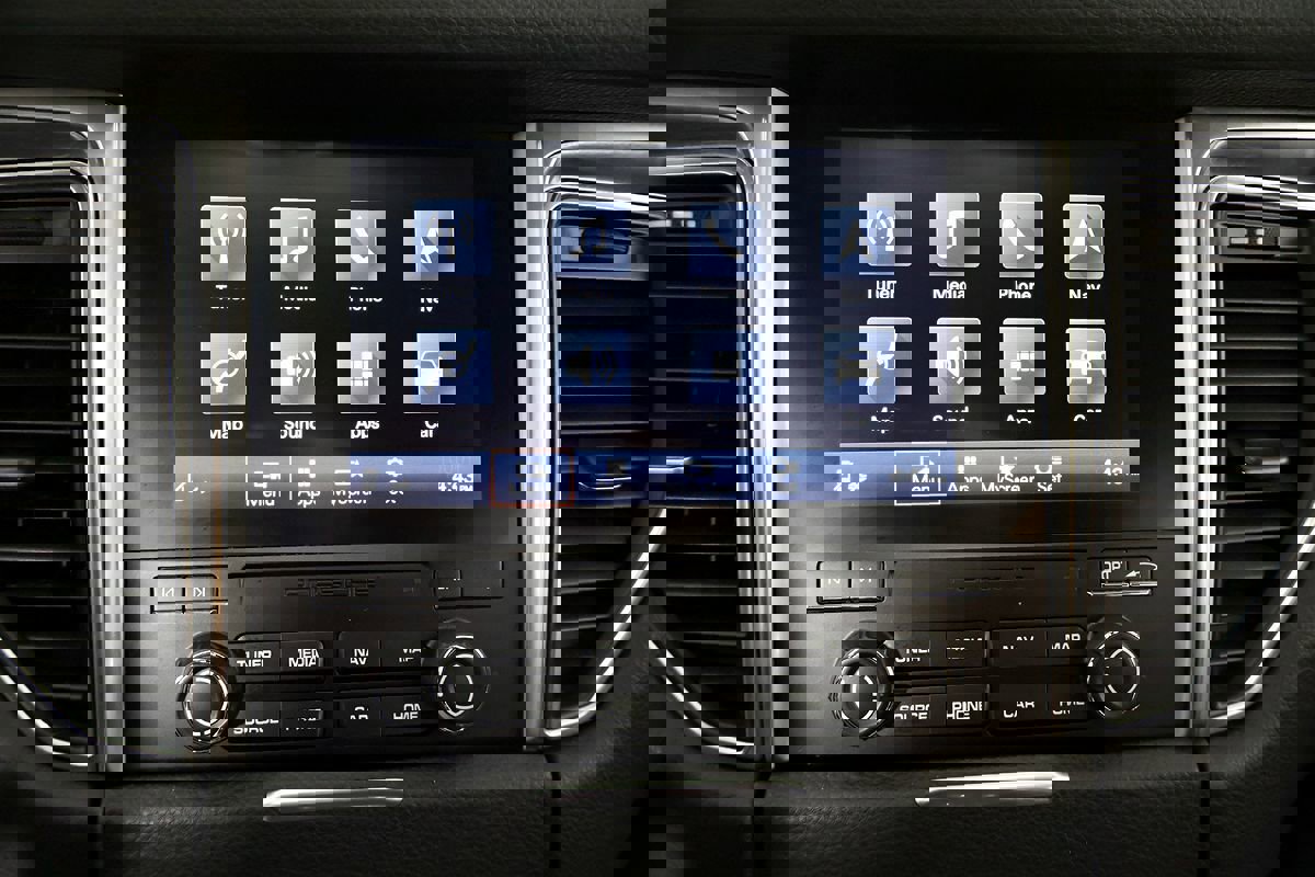 Used 2017 Porsche Macan S image 31