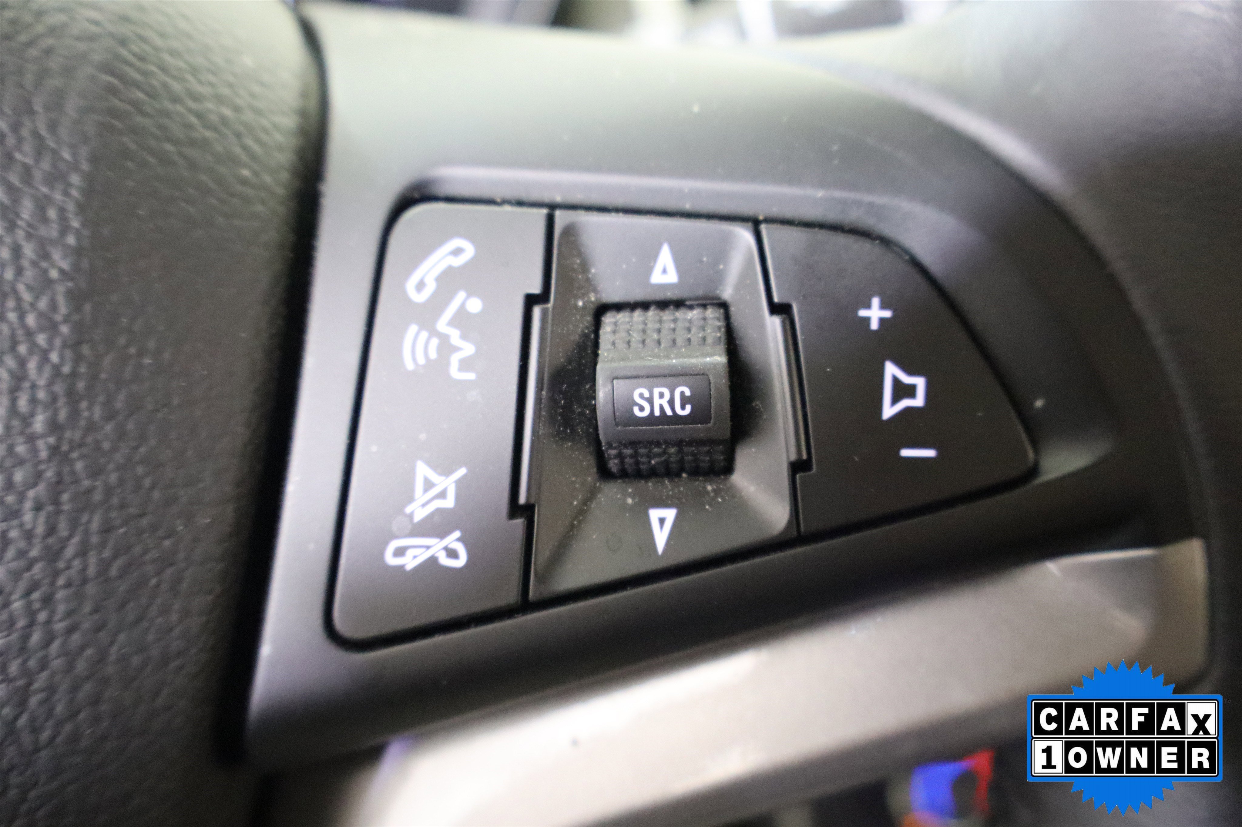 Used 2022 Chevrolet Trax LT w/ LT Convenience Package AWD/4WD image 28