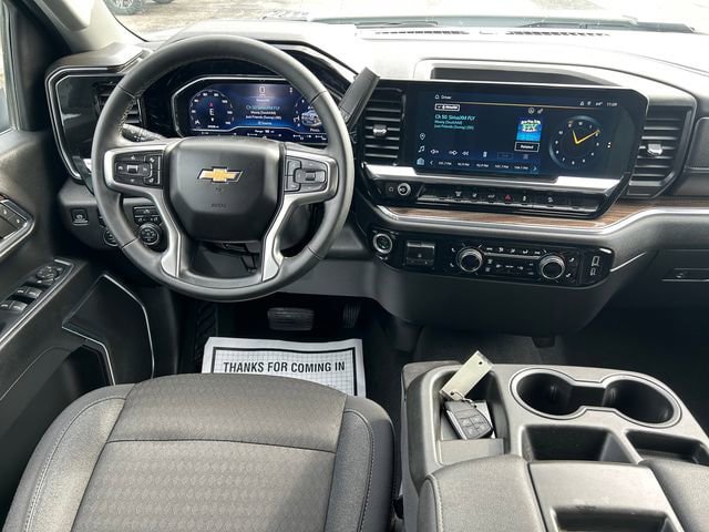 Used 2024 Chevrolet Silverado 2500 LT AWD/4WD image 13
