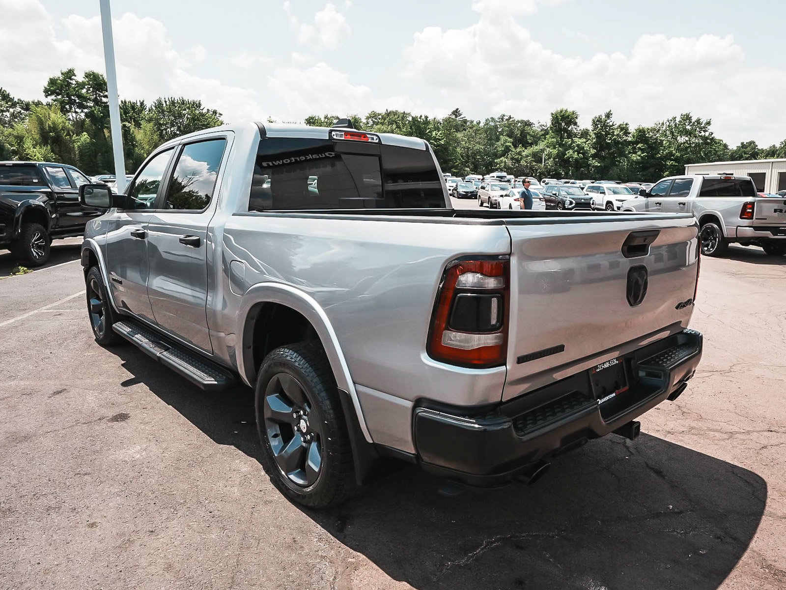 Used 2024 RAM 1500 Big Horn AWD/4WD image 4