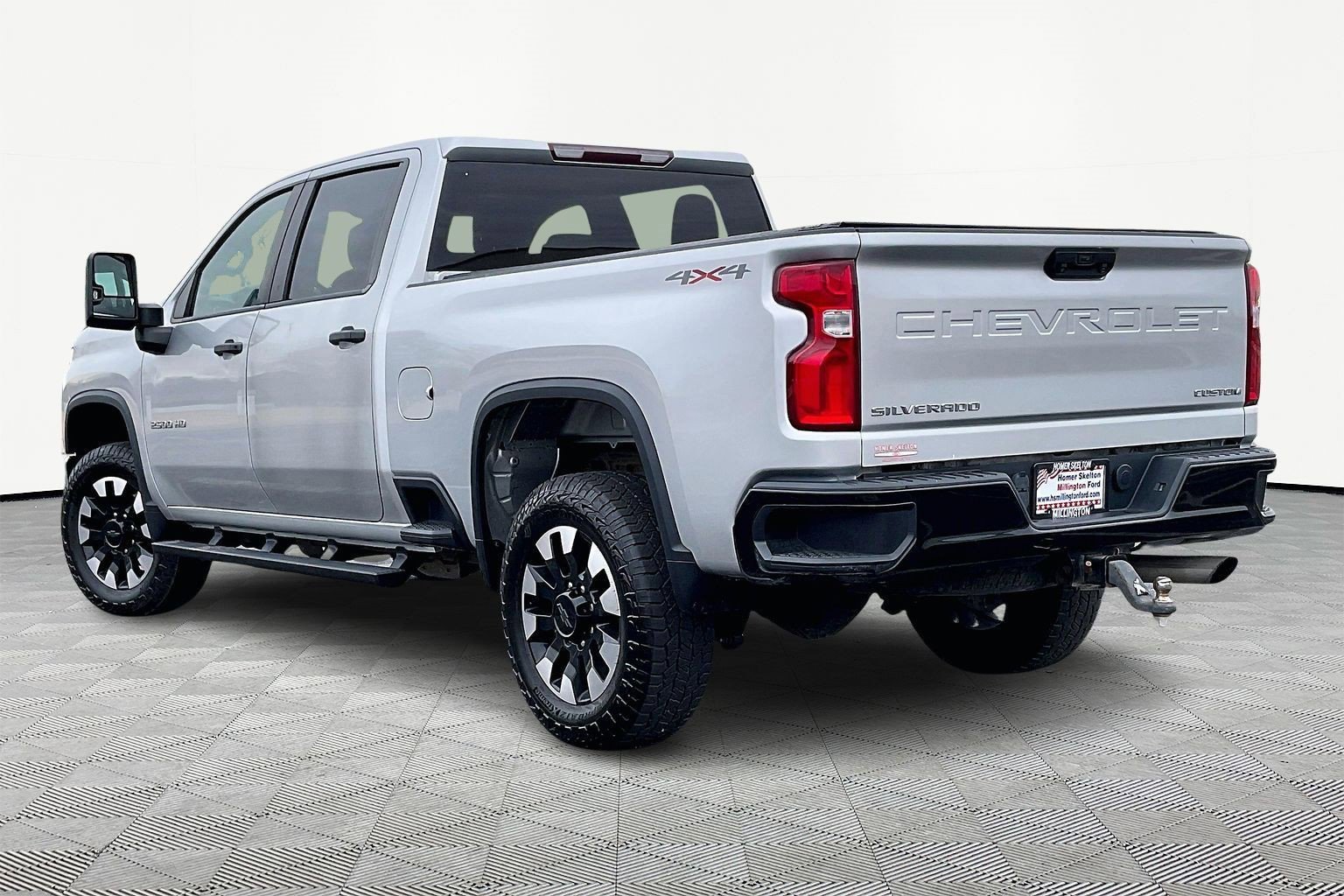 Used 2020 Chevrolet Silverado 2500 Custom w/ Custom Value Package image 10