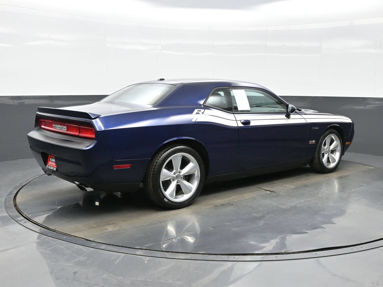 Used 2014 Dodge Challenger R/T RWD image 8