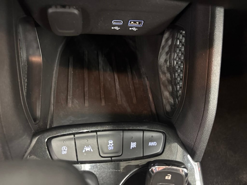 Used 2025 Chevrolet TrailBlazer LS w/ LS Convenience Package AWD/4WD image 12