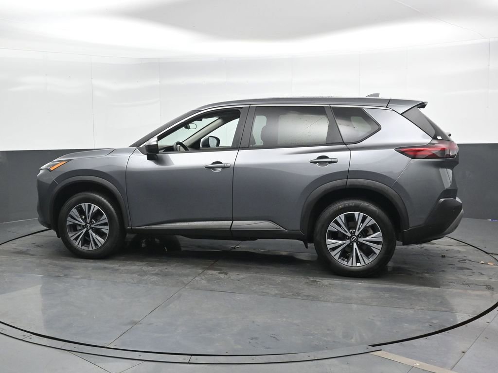 Used 2023 Nissan Rogue SV image 10